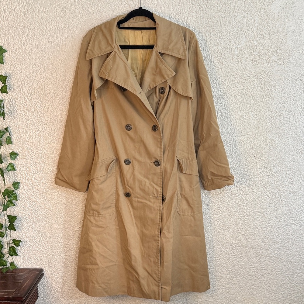 Classic Tan Women's Trench Coat